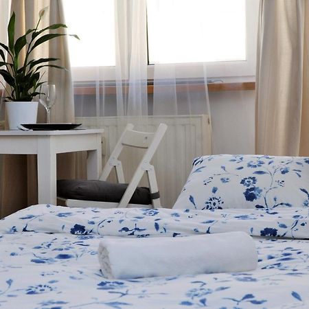 Prudentia Apartments Wegierska Варшава Екстериор снимка